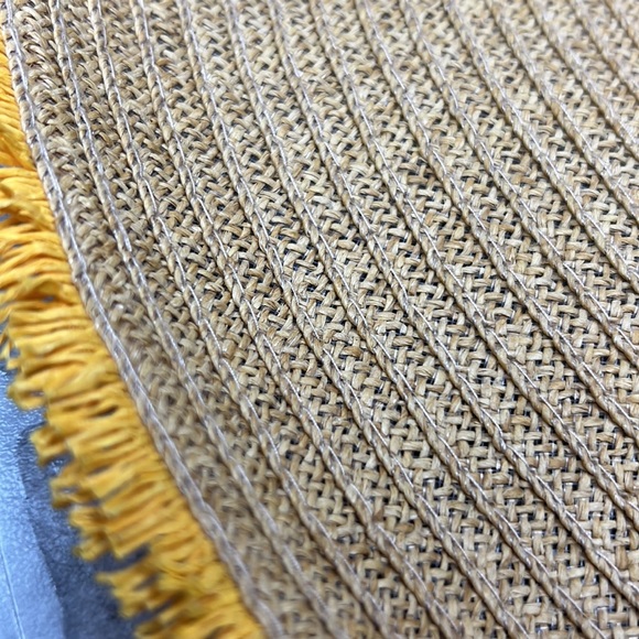 NINE WEST Braided Large Wide Brim Hat with Paper yellow Flower ๐ผ & yellow trim - Picture 11 of 12